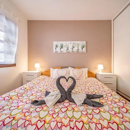 Tropical Garden, Big Terrace, Pools, Sleeps 4 * San Miguel de Abona