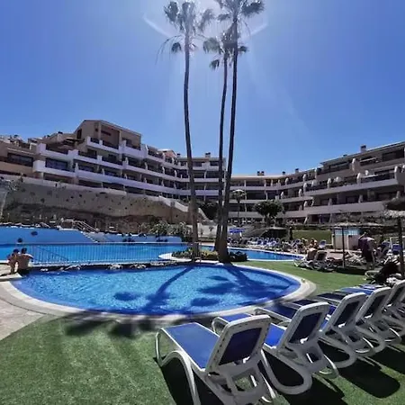 公寓 Tropical Garden, Big Terrace, Pools, Sleeps 4 *