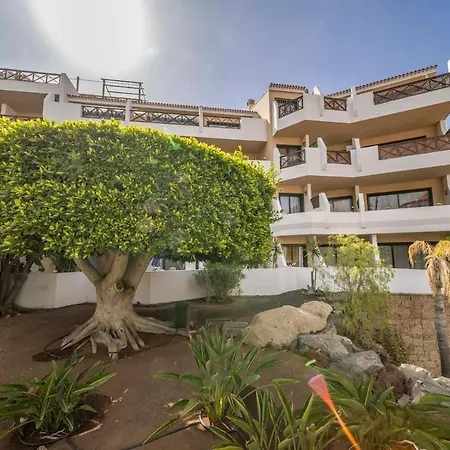 公寓 Tropical Garden, Big Terrace, Pools, Sleeps 4