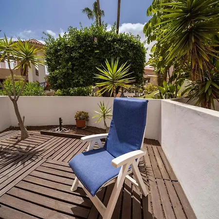 Tropical Garden, Big Terrace, Pools, Sleeps 4 Apartment San Miguel de Abona