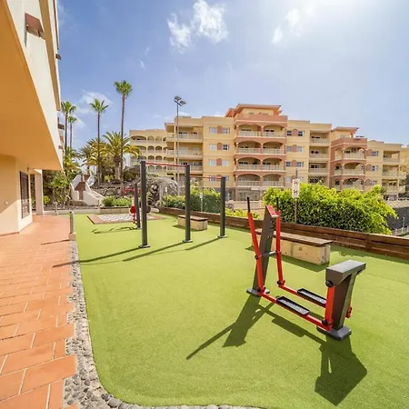 公寓 Tropical Garden, Big Terrace, Pools, Sleeps 4 *