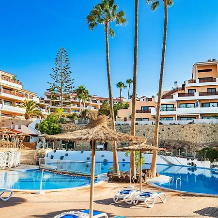 Apartment Tropical Garden, Big Terrace, Pools, Sleeps 4