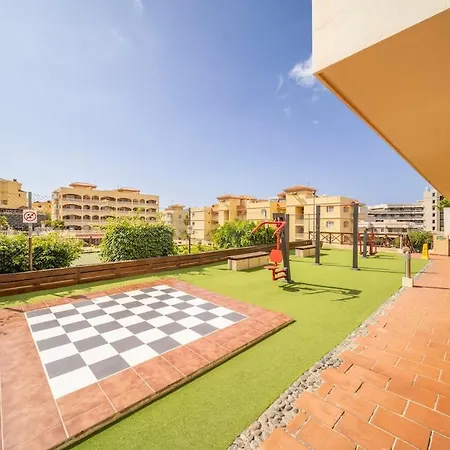 Tropical Garden, Big Terrace, Pools, Sleeps 4 公寓 圣米格尔德阿沃纳